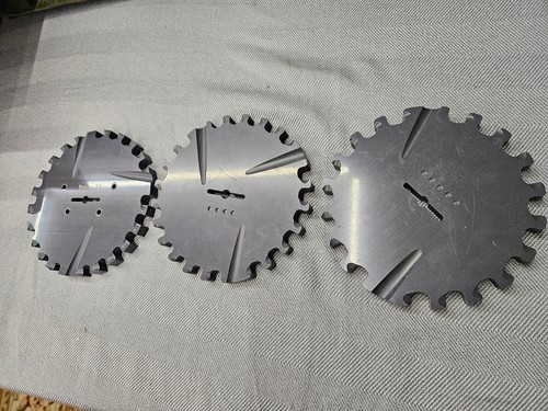 Three bullet feeder plates - bullet, mr